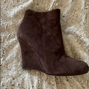 Sam Edelman Wilma suede wedge bootie